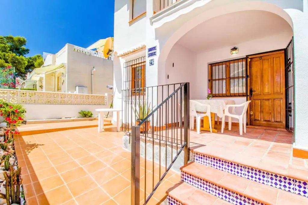 Apartament Casa Del Gato Rojo , Communal Swimming Pool , Terrace With Barbecue Торевьиа Экстерьер фото